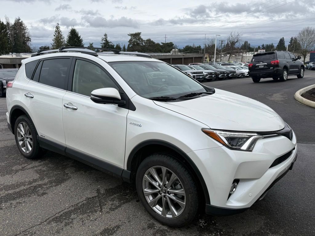 Used 2018 Toyota RAV4 Limited w/ Advanced Technology Package image 3
