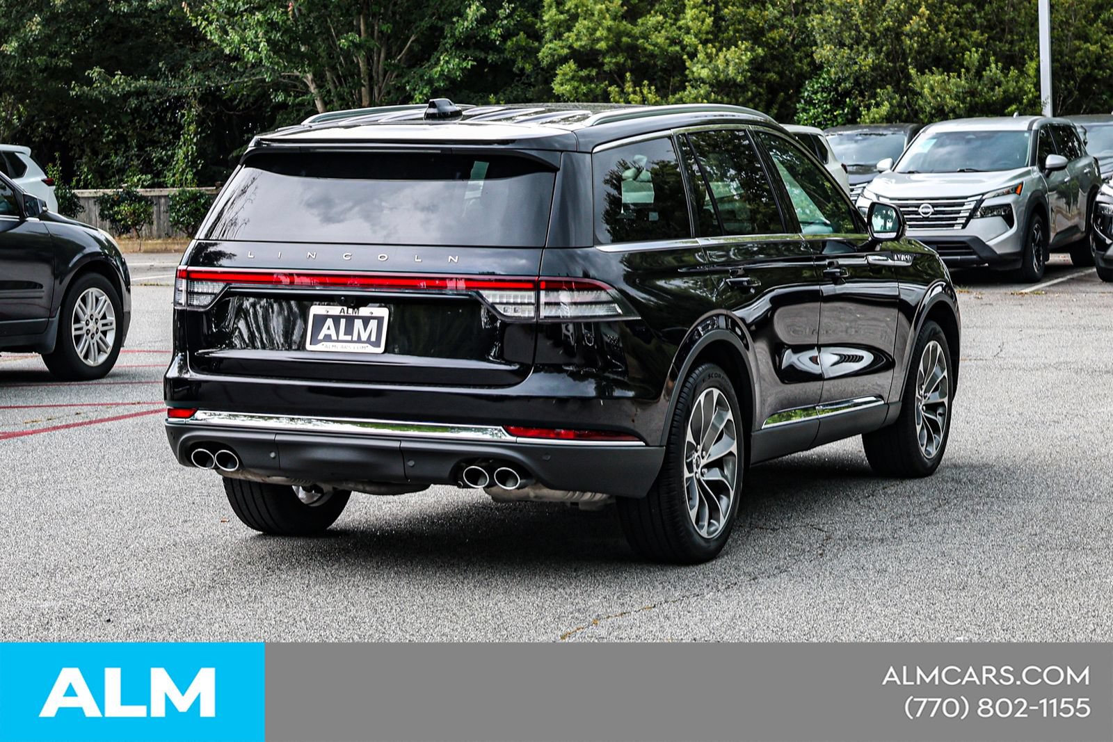 Used 2025 Lincoln Aviator Reserve AWD/4WD image 6