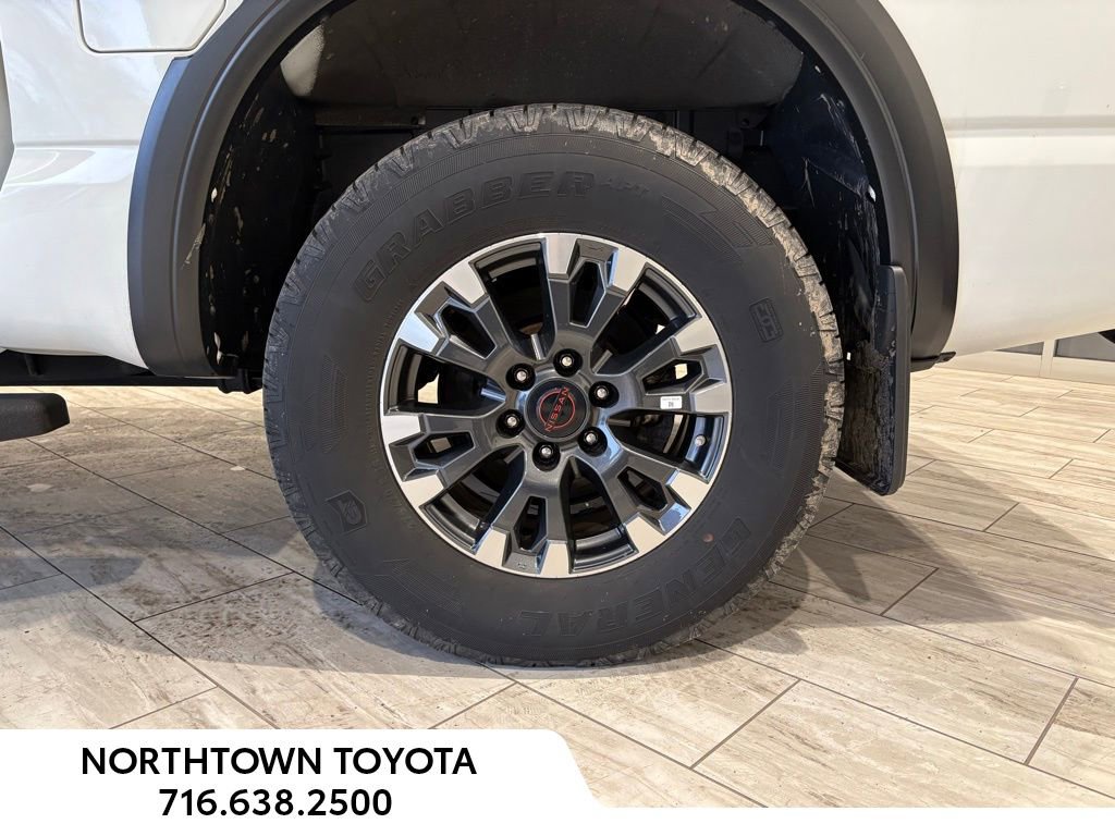 Used 2024 Nissan Titan PRO-4X w/ Pro-4x Convenience Package image 7