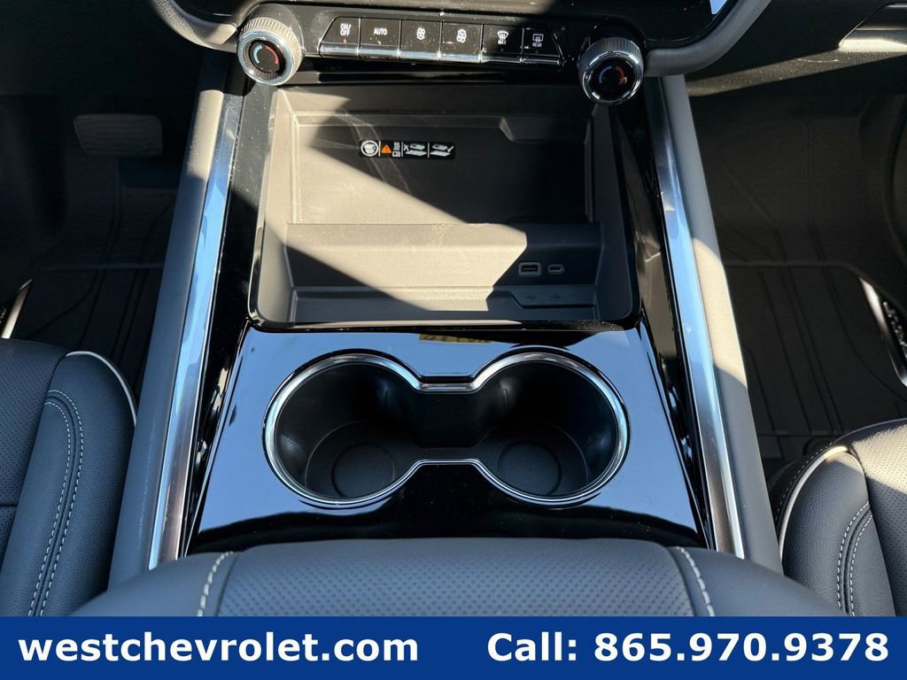 New 2026 Chevrolet Suburban Premier image 15