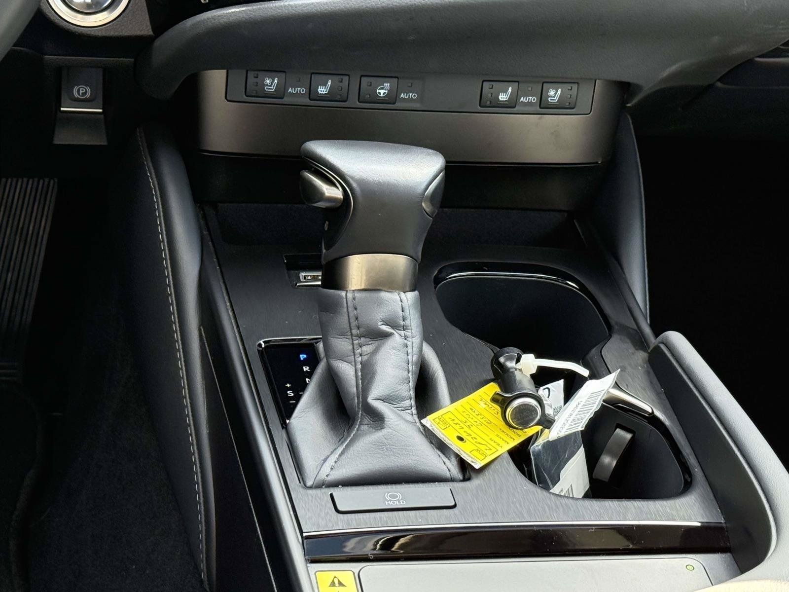 Used 2025 Lexus ES 350 w/ Premium Package FWD image 19