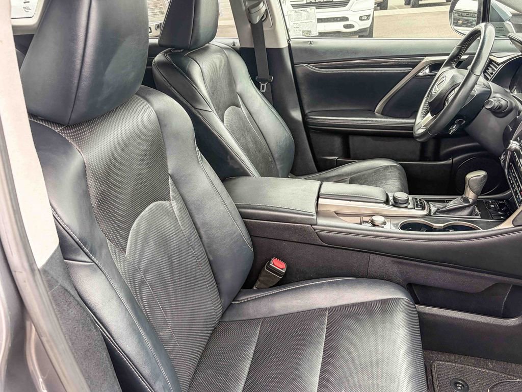 Used 2019 Lexus RX 350 FWD w/ Accessory Package image 38