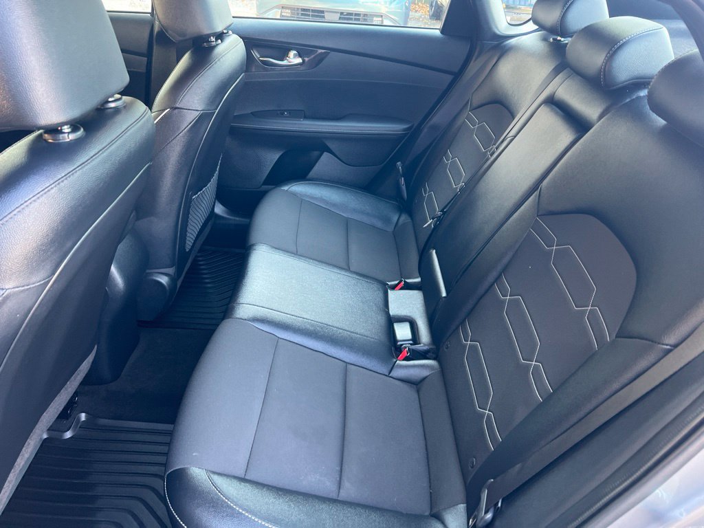 Certified 2024 Kia Forte GT-Line FWD image 8