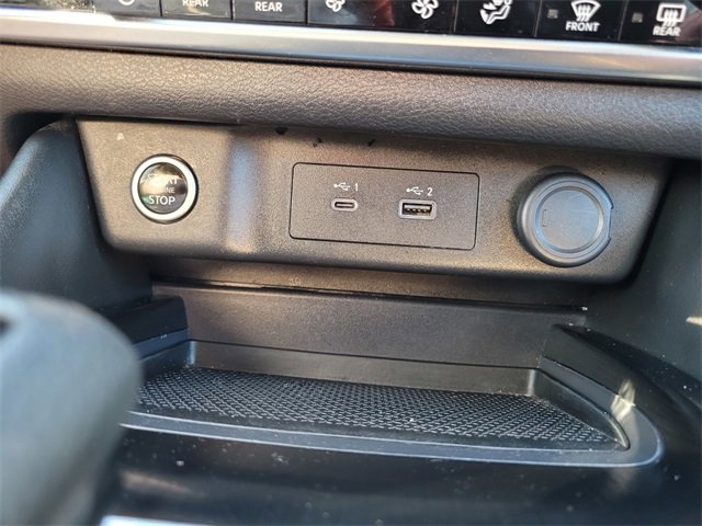 Used 2023 Nissan Rogue SL w/ SL Premium Package image 26