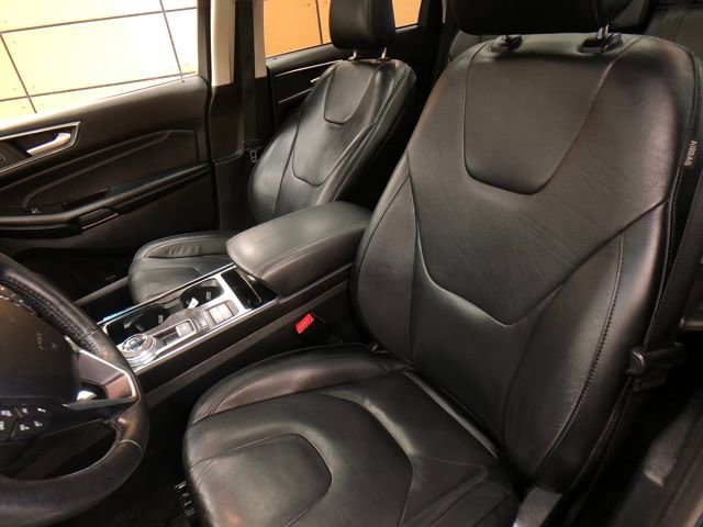 Certified 2020 Ford Edge Titanium w/ Class II Trailer Tow Package image 10
