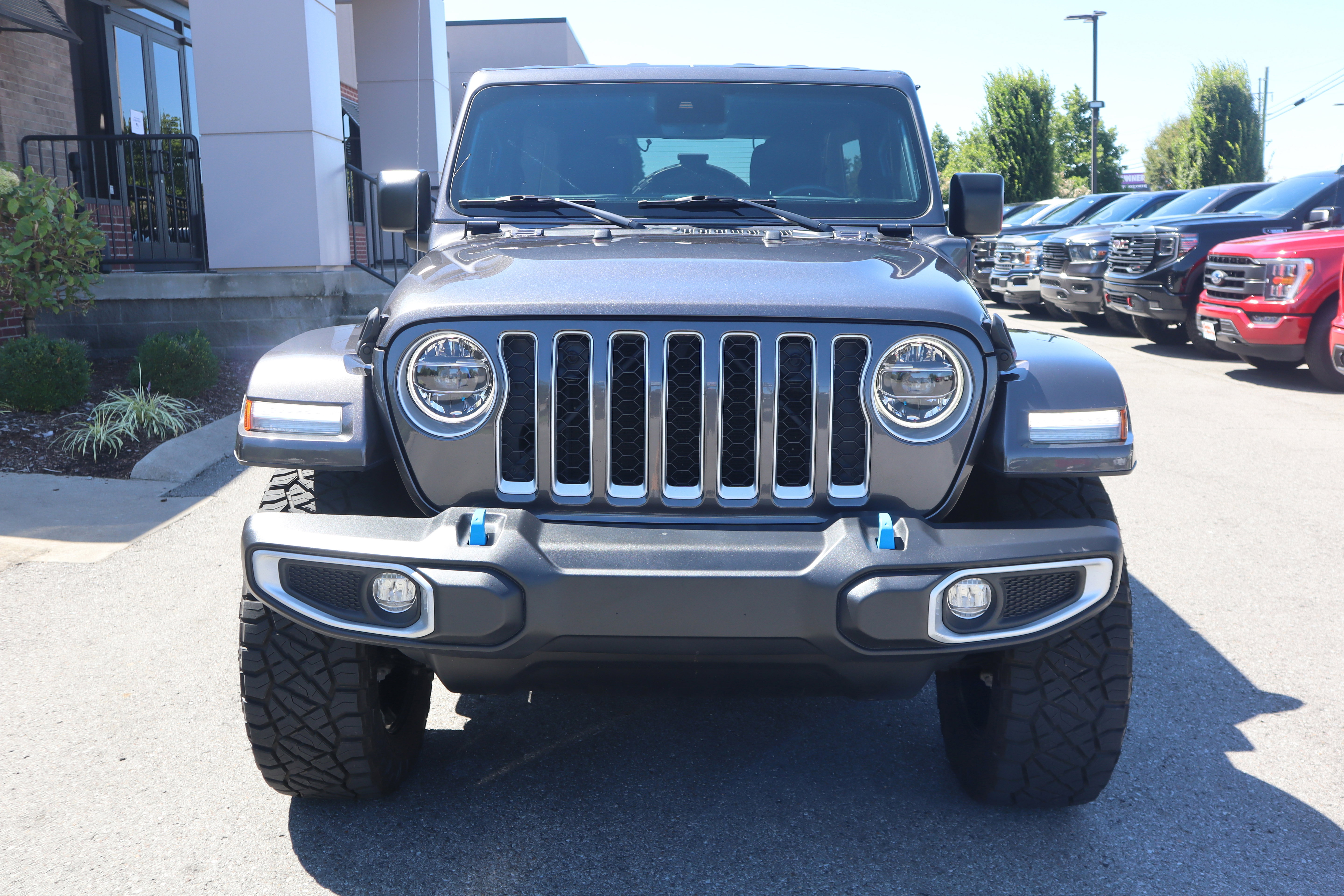 Used 2022 Jeep Wrangler Unlimited Sahara w/ Cold Weather Group image 3