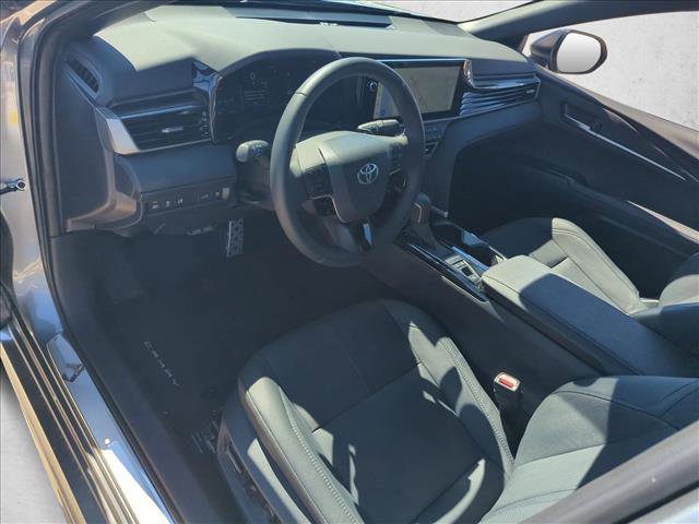 Used 2025 Toyota Camry XSE image 9