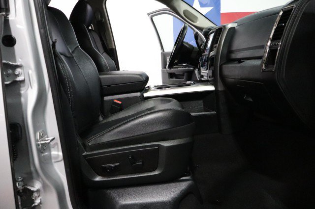 Used 2018 RAM 2500 Laramie w/ Sport Appearance Group AWD/4WD image 8