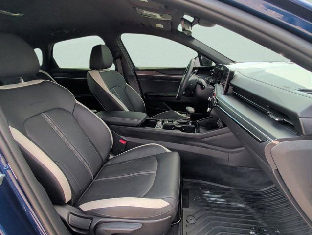 Used 2025 Kia K5 GT-Line image 13
