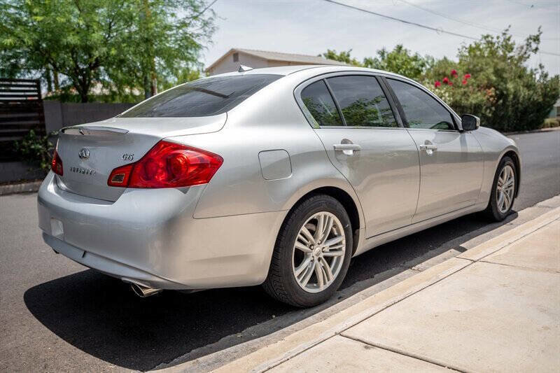 Used 2011 INFINITI G25 Journey w/ Moonroof Pkg RWD image 5