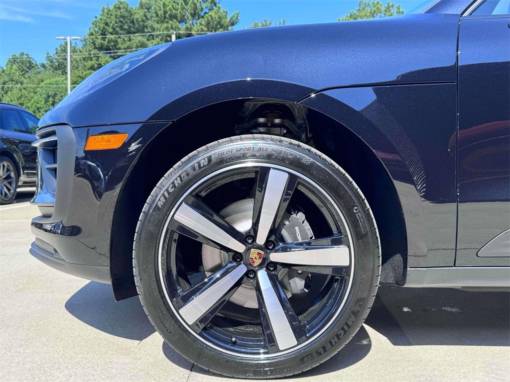 New 2025 Porsche Macan image 10