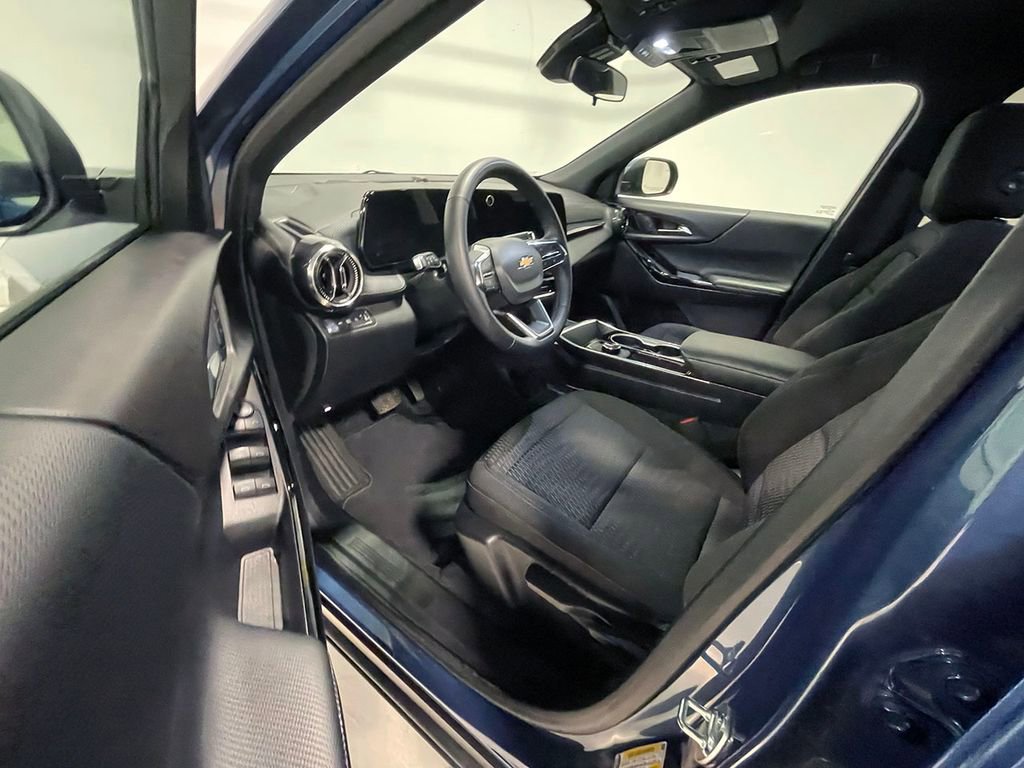 Used 2026 Chevrolet Equinox LT image 18