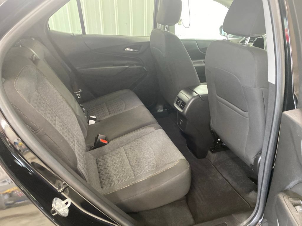 Used 2023 Chevrolet Equinox LT AWD/4WD image 16