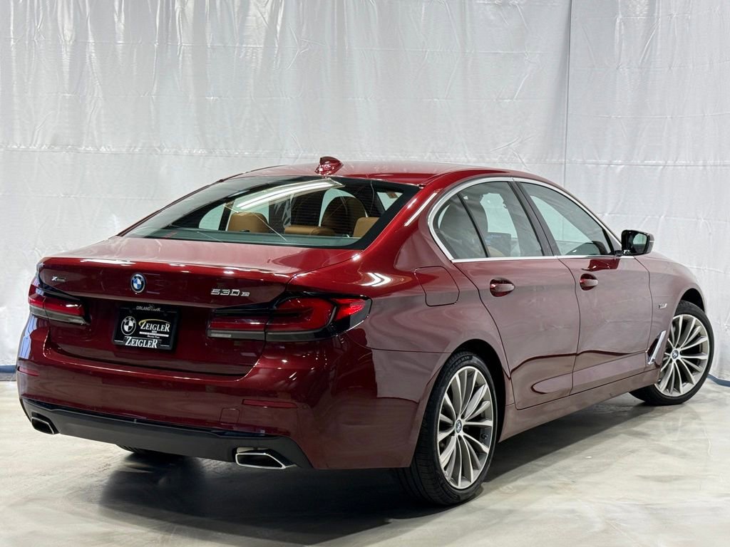 Certified 2023 BMW 530e xDrive w/ Premium Package AWD/4WD image 7