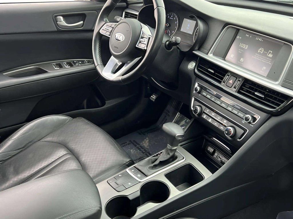 Used 2020 Kia Optima SE image 3