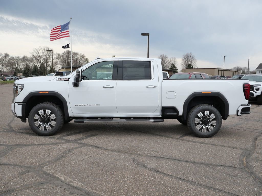 New 2026 GMC Sierra 3500 Denali w/ Denali Reserve Package AWD/4WD image 7