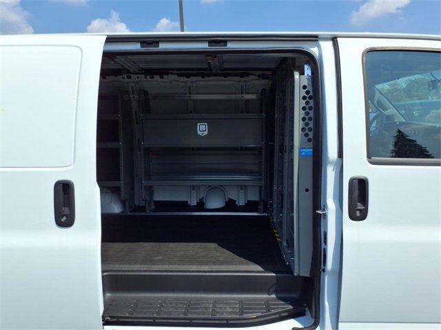 New 2025 Chevrolet Express 2500 w/ Driver Convenience Package image 10