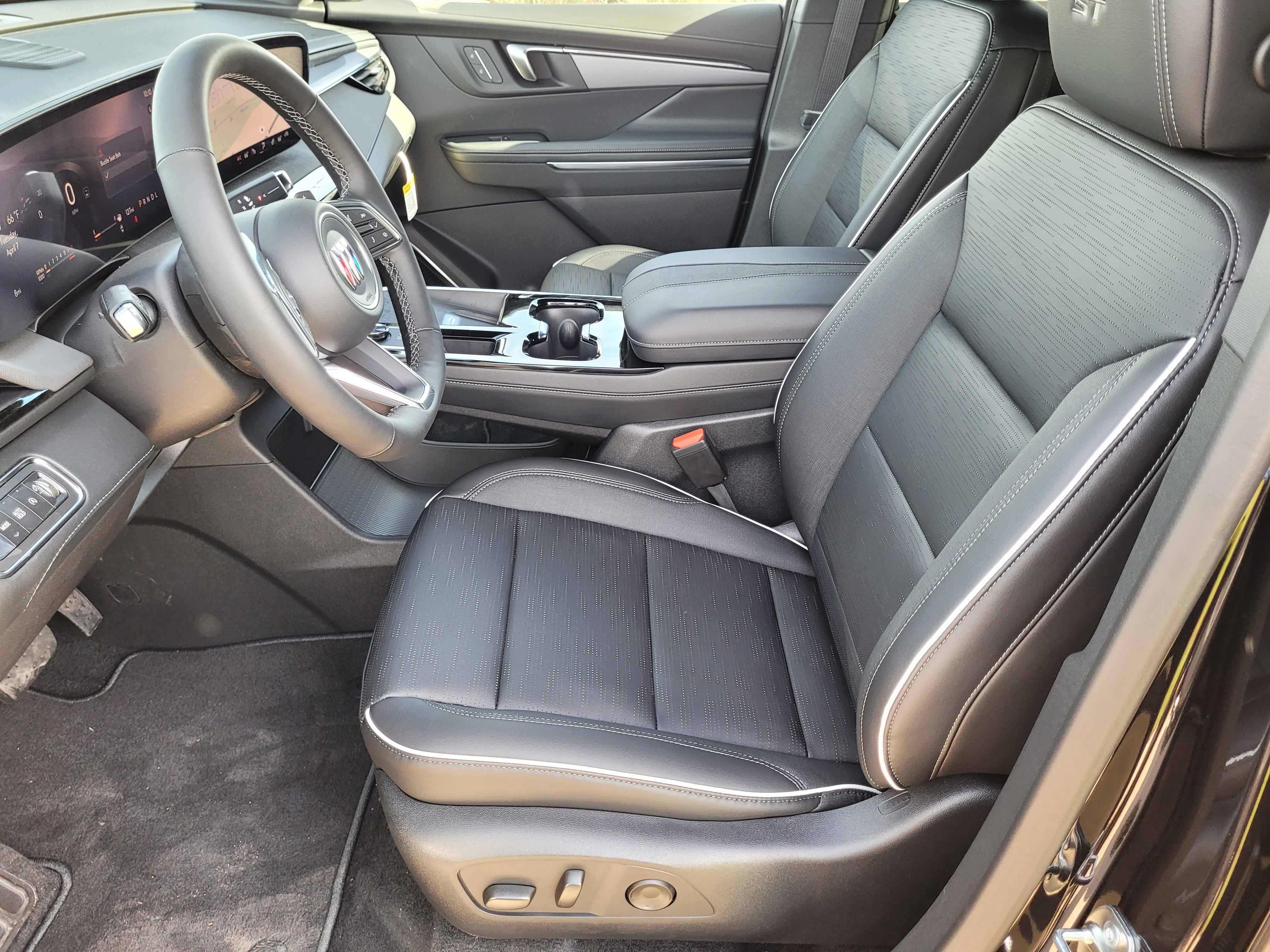 New 2026 Buick Enclave Sport Touring w/ Power Package FWD image 8
