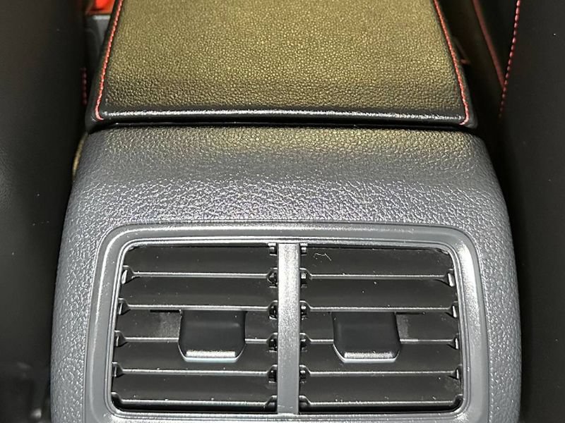Used 2016 Volkswagen GTI SE FWD image 35