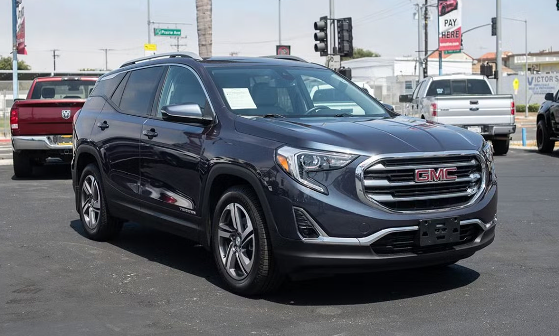 Used 2019 GMC Terrain SLT w/ Preferred Package