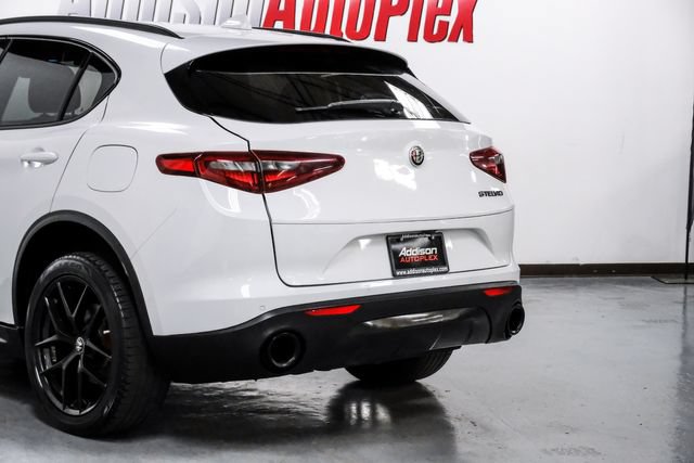 Used 2019 Alfa Romeo Stelvio w/ Nero Edizione RWD image 17