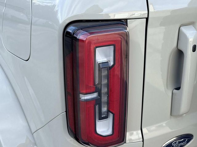 New 2025 Ford Bronco Outer Banks image 12