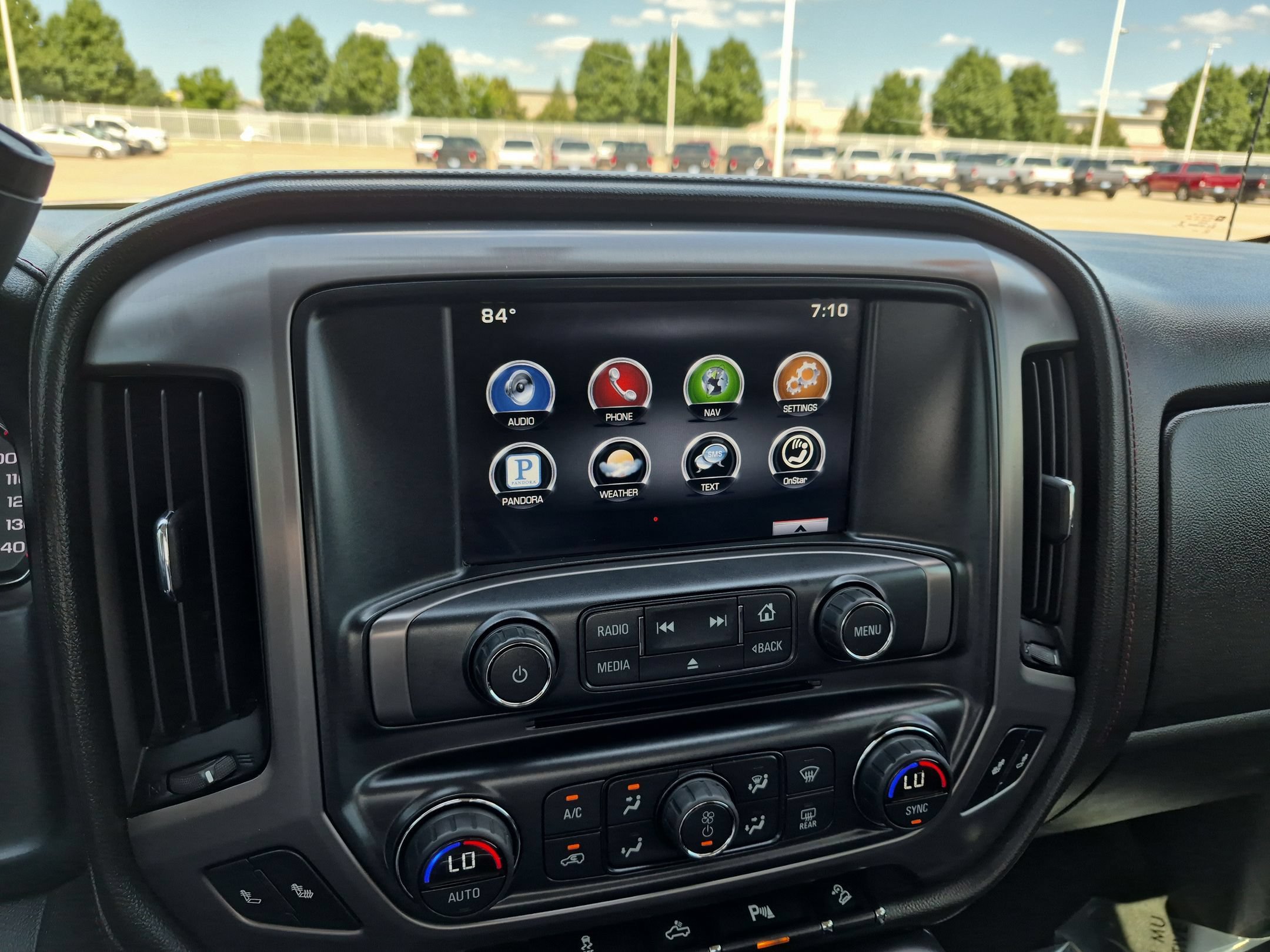 Used 2015 GMC Sierra 1500 SLT AWD/4WD image 16