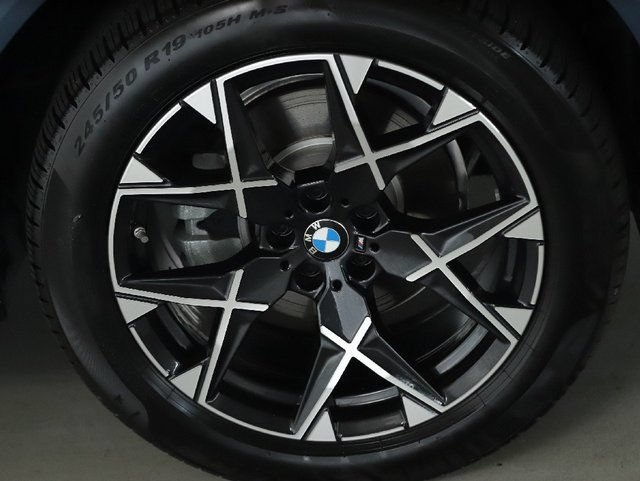 Used 2026 BMW X3 xDrive30i w/ M Sport Package AWD/4WD image 11