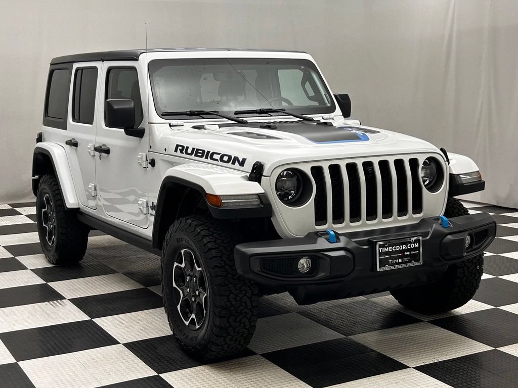 Used 2023 Jeep Wrangler Unlimited Rubicon 4xe w/ Cold Weather Group AWD/4WD image 2