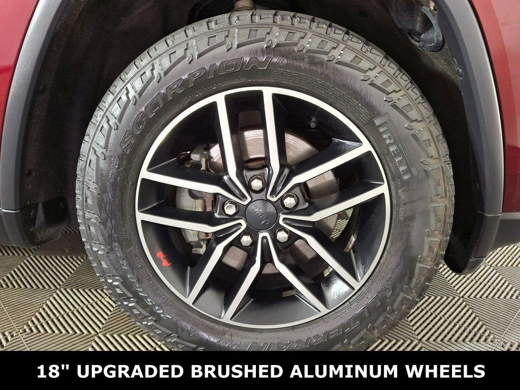 Used 2020 Jeep Grand Cherokee Trailhawk image 19