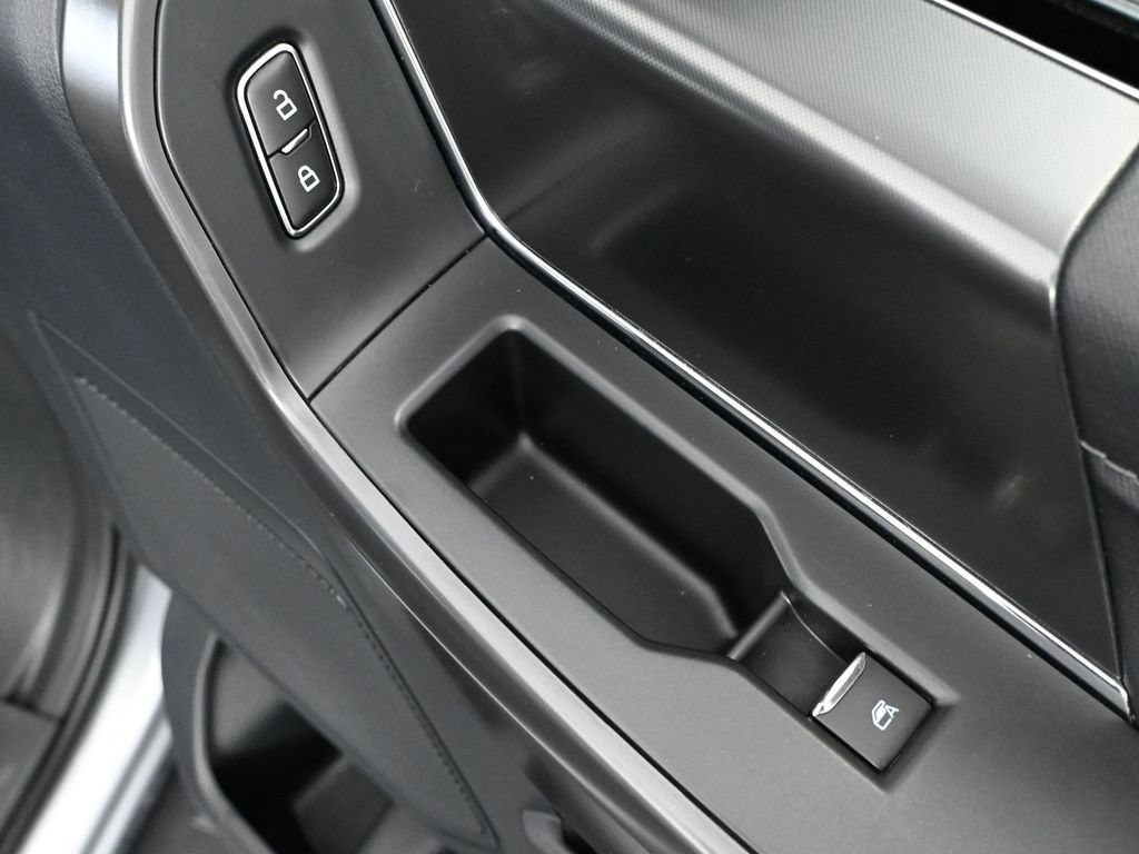 Used 2024 Ford F150 XLT w/ XLT Black Appearance Package image 45