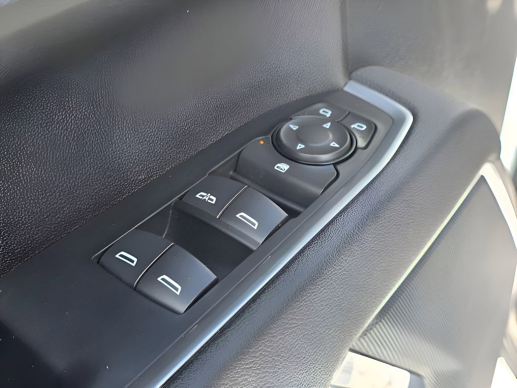 New 2026 Chevrolet Silverado 1500 LT image 19