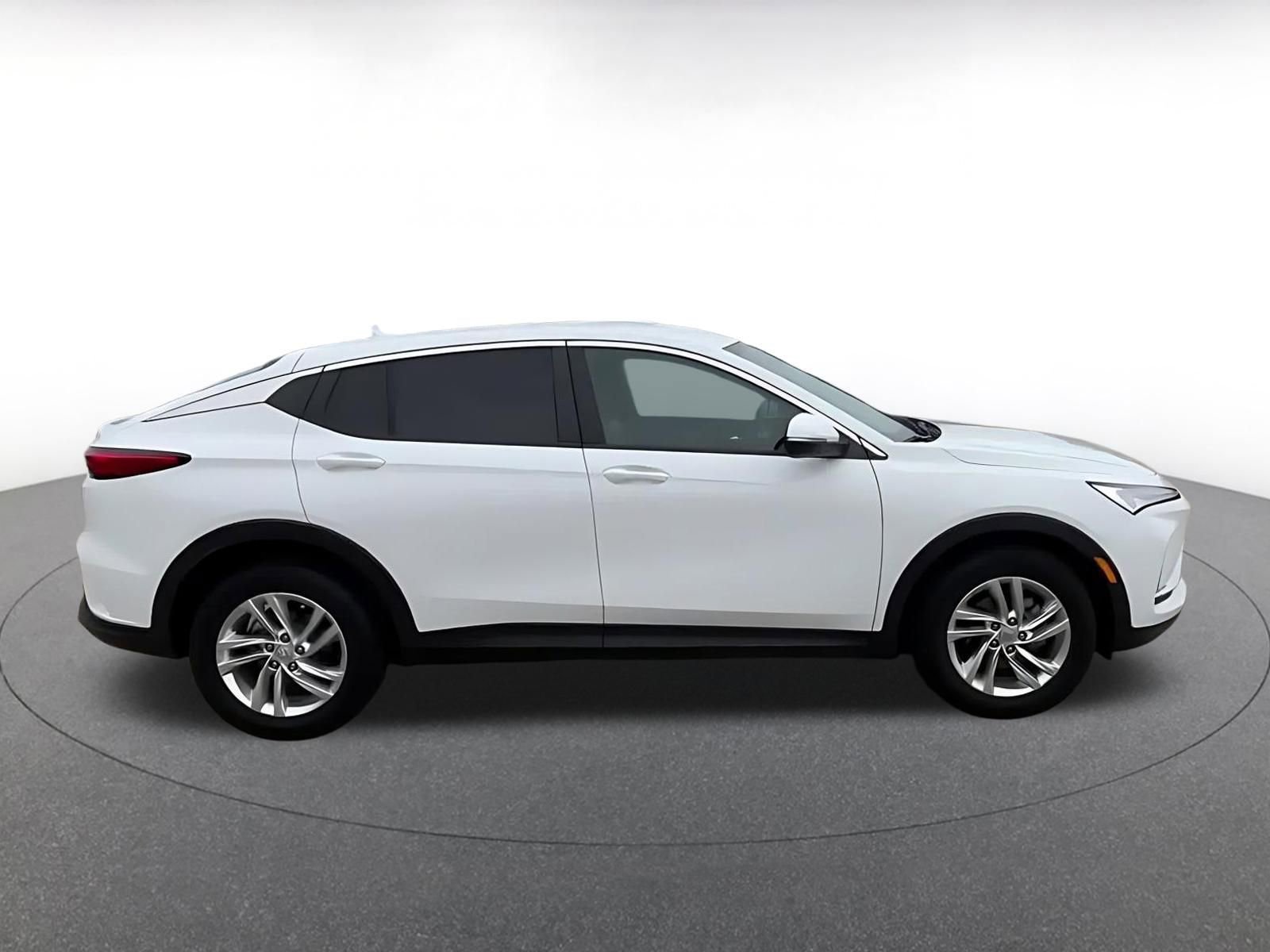 Used 2025 Buick Envista Preferred FWD image 16