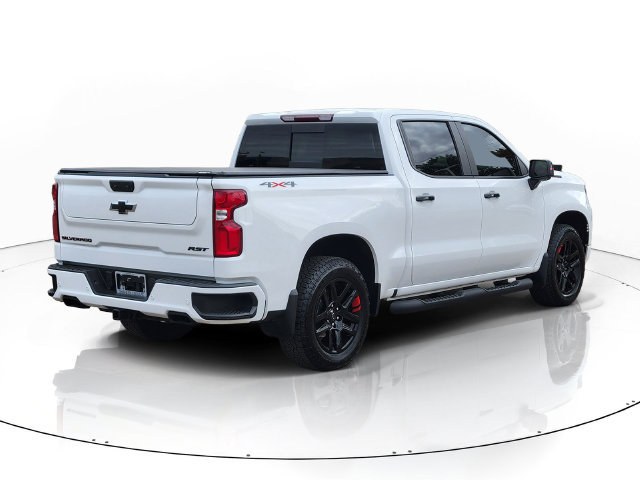 Used 2025 Chevrolet Silverado 1500 RST w/ Redline Edition AWD/4WD image 3