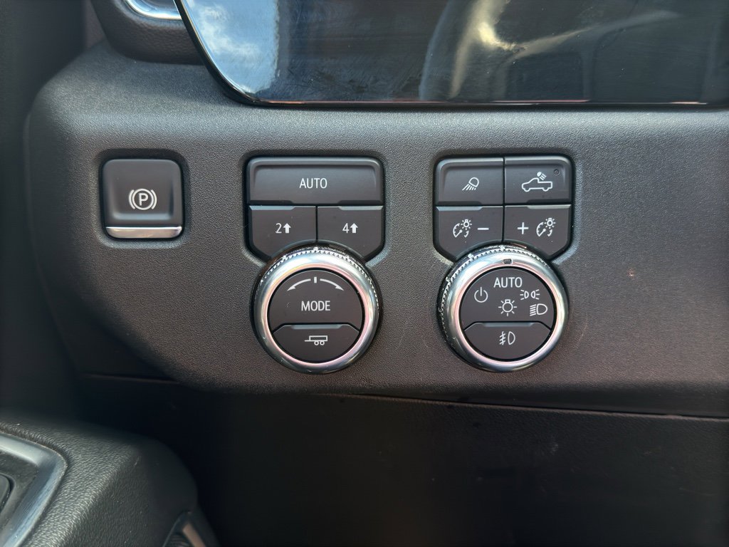 Used 2025 GMC Sierra 1500 SLT image 25