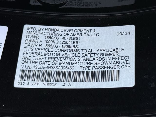 Used 2025 Acura Integra A-Spec FWD image 29