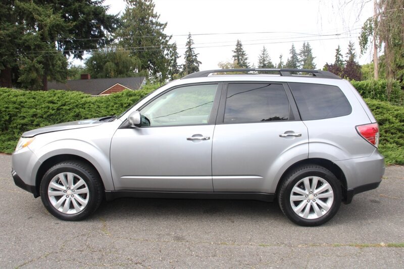 Used 2011 Subaru Forester 2.5X Limited AWD/4WD image 14
