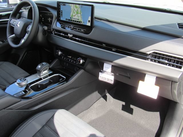 New 2026 Mitsubishi Outlander SE FWD image 12