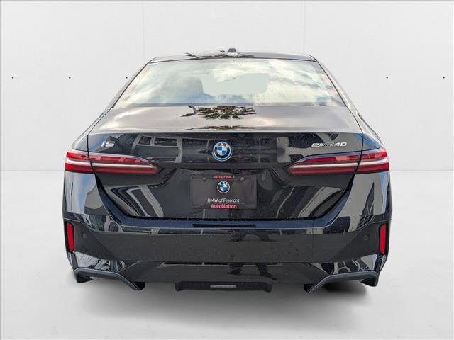 Used 2025 BMW i5 eDrive40i w/ M Sport Package image 7