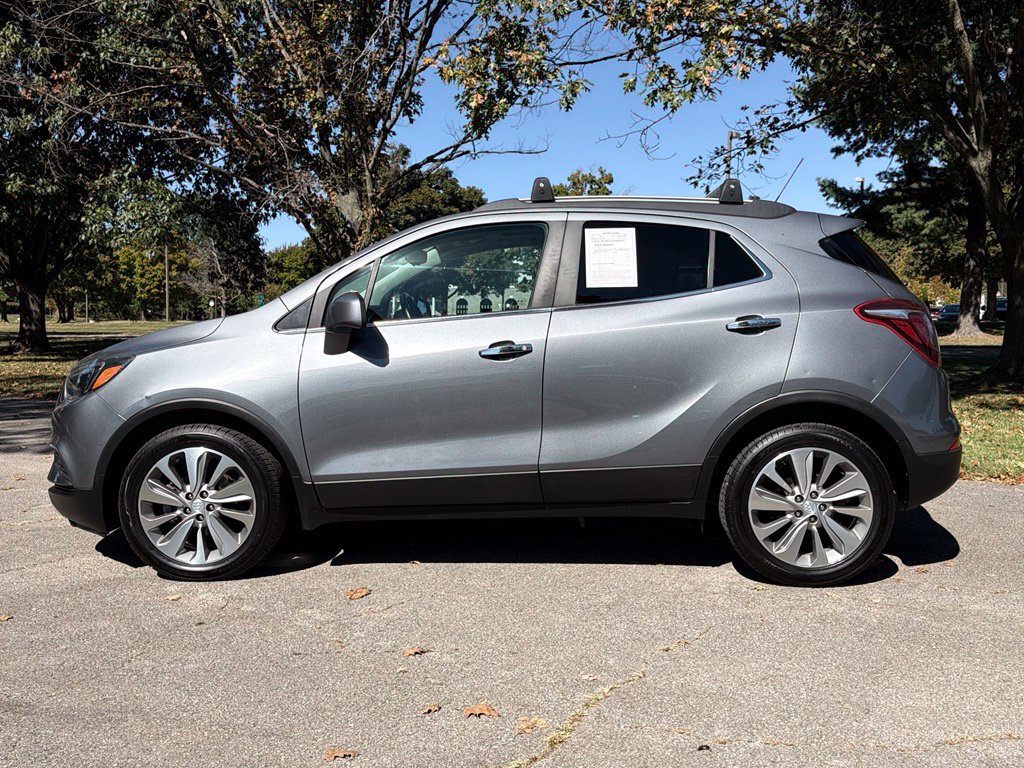 Used 2020 Buick Encore Preferred w/ LPO, Road Trip Package FWD image 9