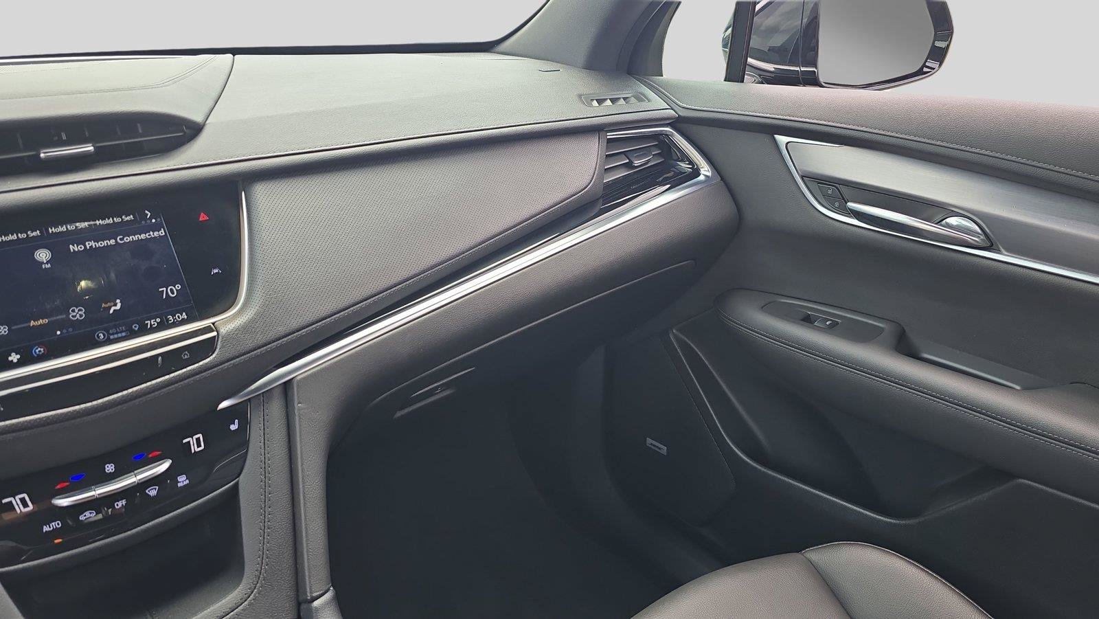 Used 2024 Cadillac XT6 Luxury AWD/4WD image 25