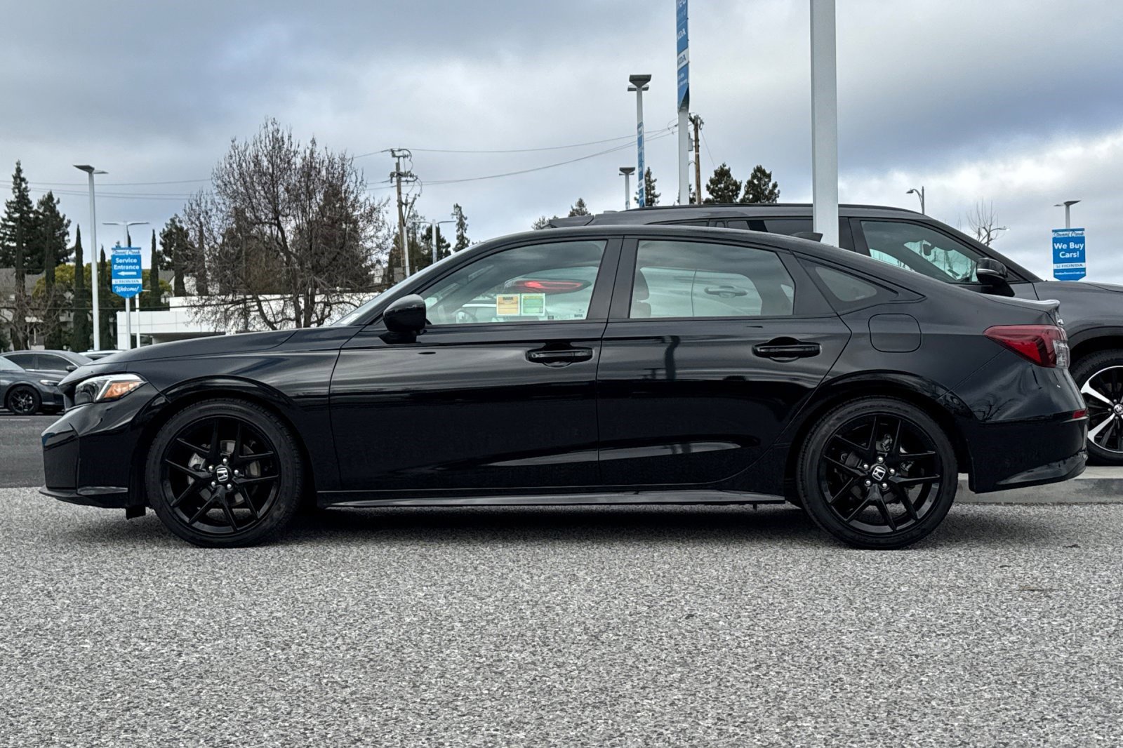 Used 2025 Honda Civic Sport image 2