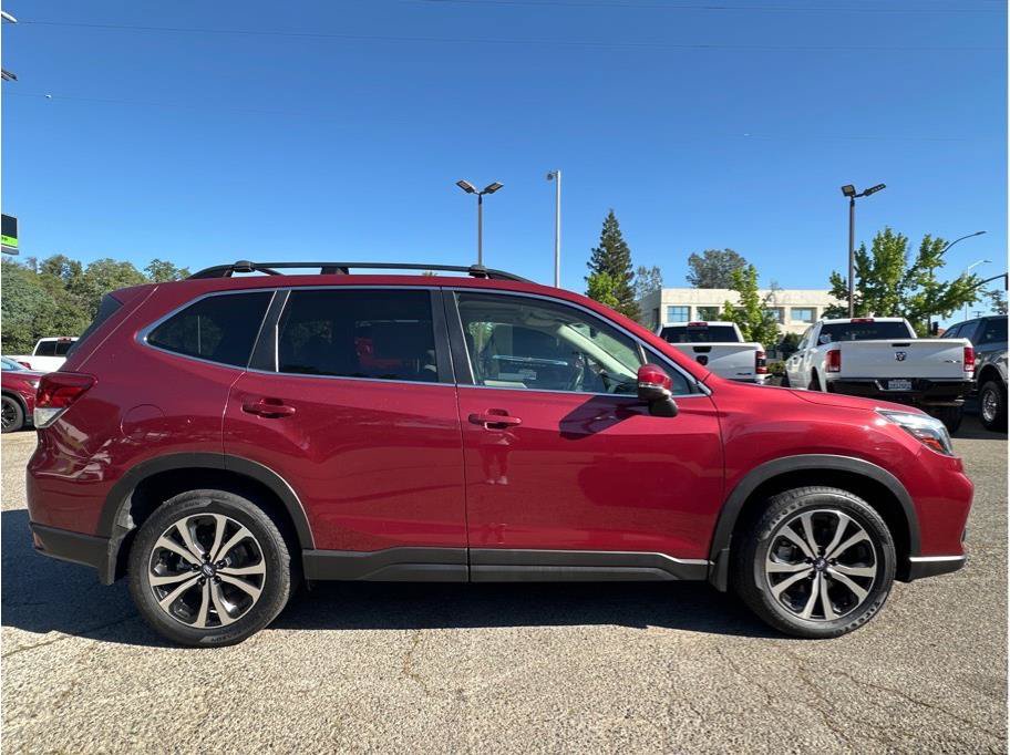 Used 2020 Subaru Forester Limited w/ Popular Package #3 AWD/4WD image 9