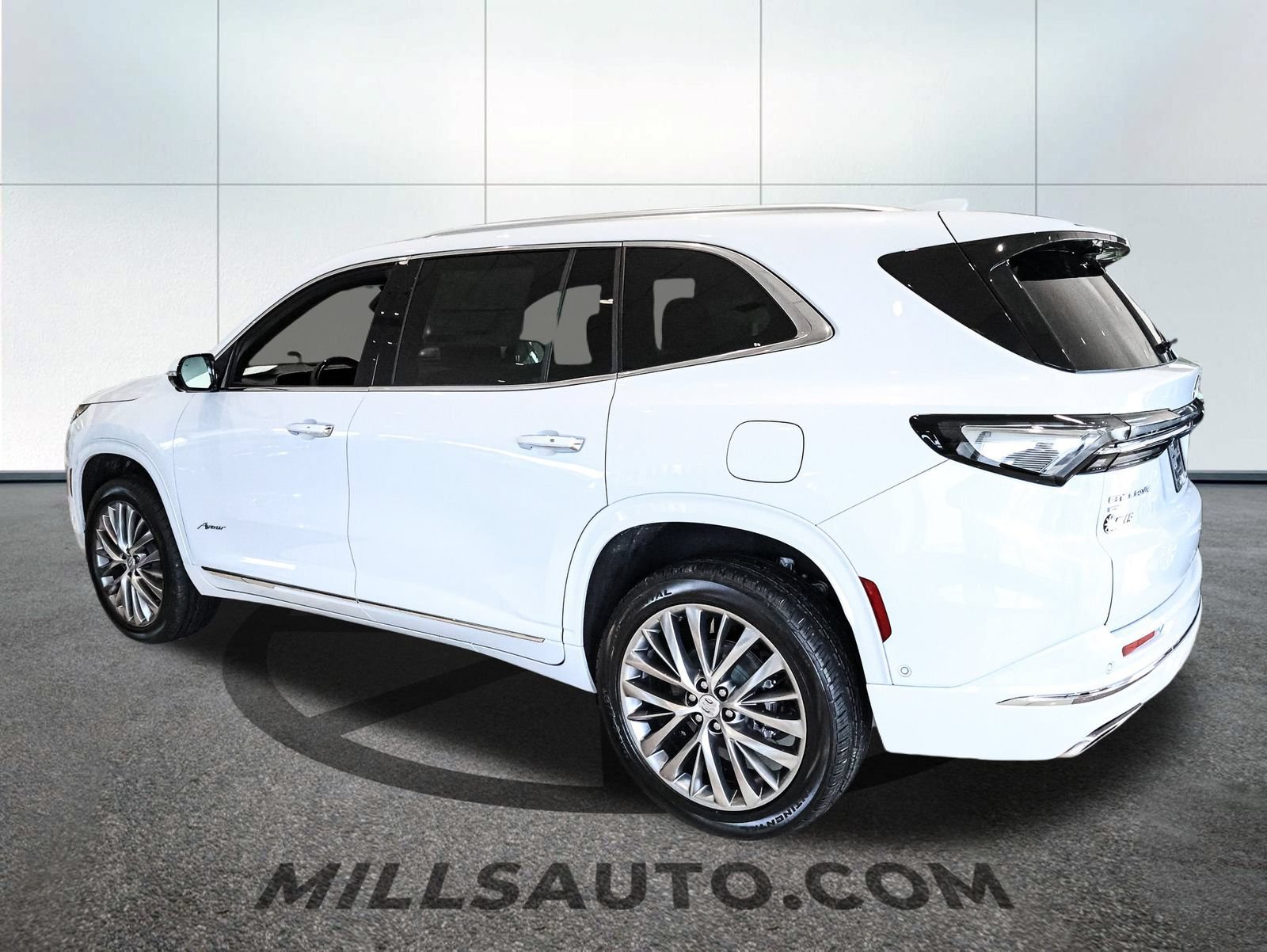 New 2026 Buick Enclave Avenir w/ Super Cruise Package AWD/4WD image 4