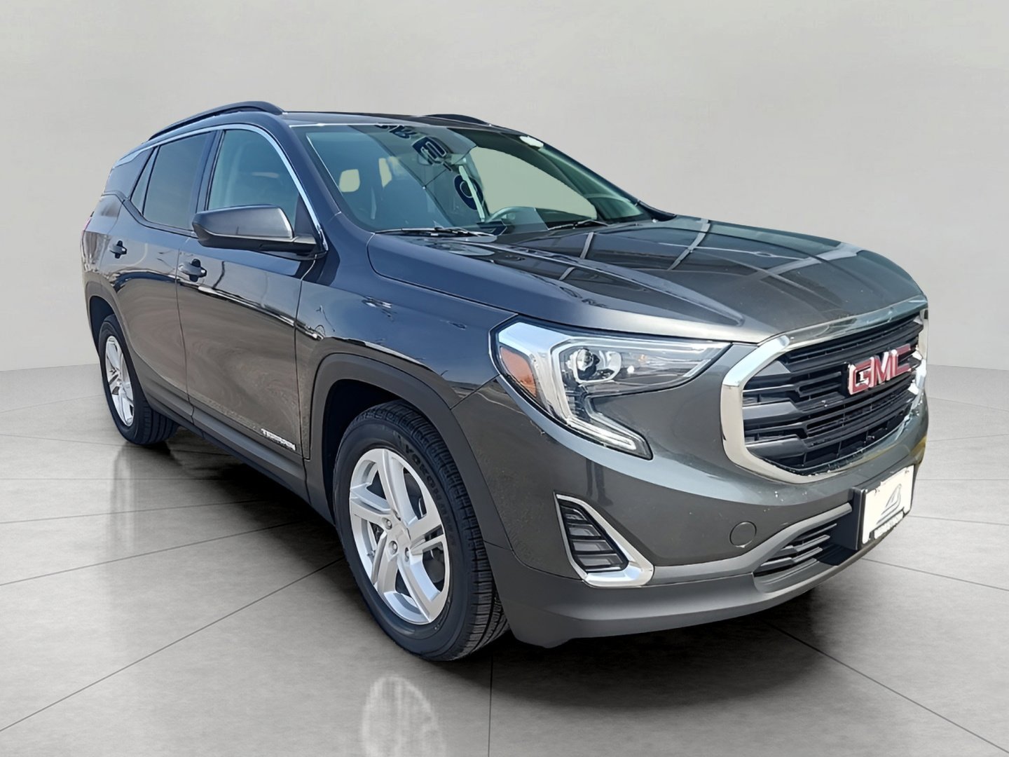 Used 2018 GMC Terrain SLE w/ Driver Convenience Package image 1