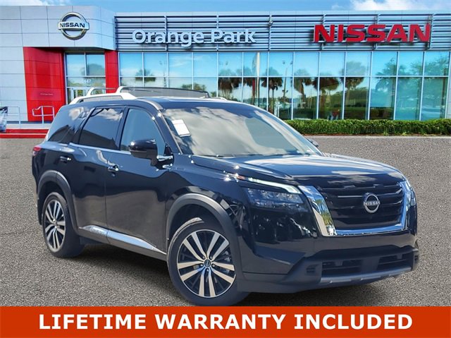 Used 2025 Nissan Pathfinder Platinum w/ Cargo Package