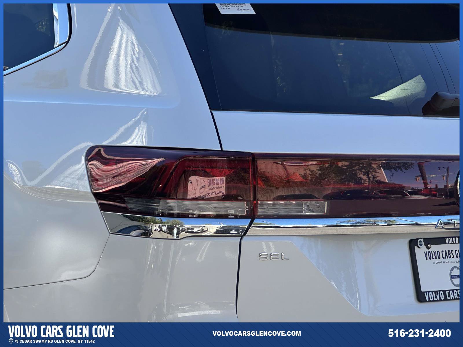Used 2024 Volkswagen Atlas SEL Premium R-Line AWD/4WD image 12