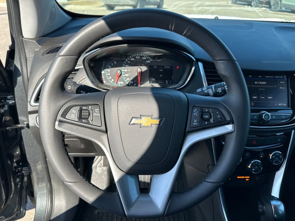 Used 2020 Chevrolet Trax Premier w/ LPO, Cargo Package image 22