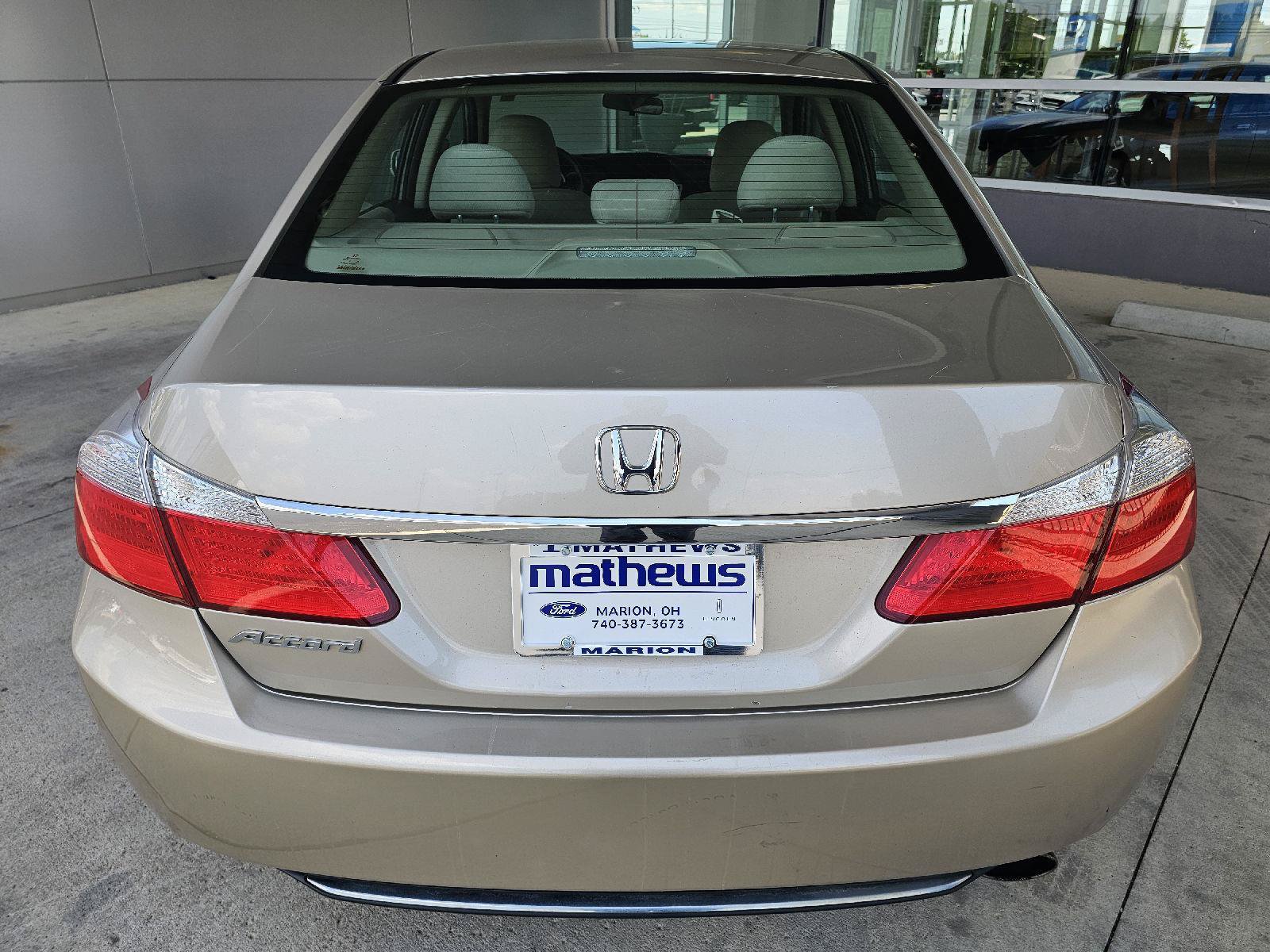 Used 2014 Honda Accord EX image 4