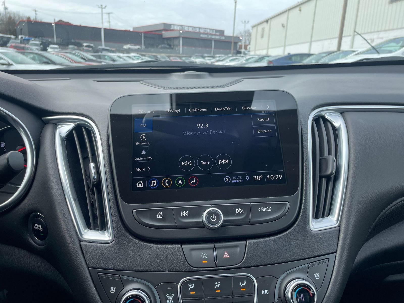 Used 2024 Chevrolet Malibu LT image 21